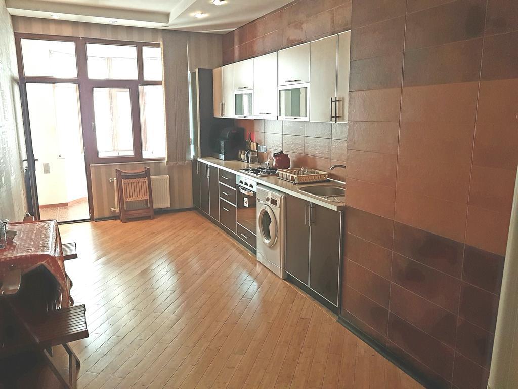 Apartment On Mirqasimov St.29 Bakú Exterior foto